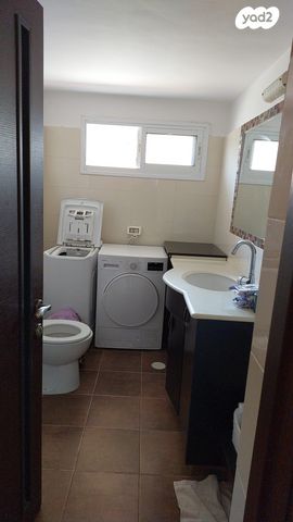 בית פרטי/ קוטג', תלתן 42, נאות בגין, לב יבנה, יבנה