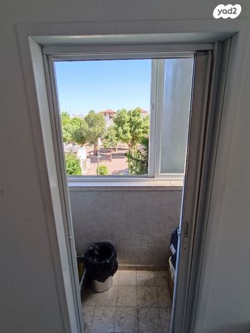 דירה, דוד המלך 15, מלכי ישראל, קרית גת