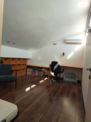 בית פרטי/ קוטג', תלתן 42, נאות בגין, לב יבנה, יבנה