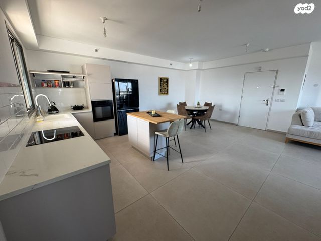 דירה, מלחמת ששת הימים 6, מרכז העיר, חדרה