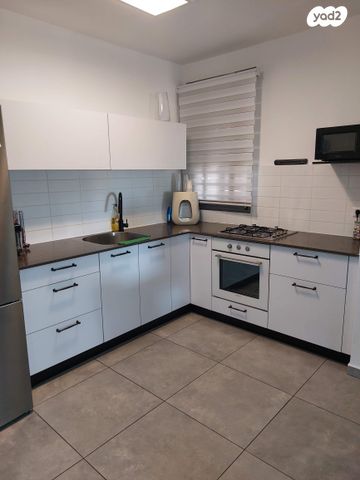 דירה, נחל ירקון 22, כרמי גת, קרית גת