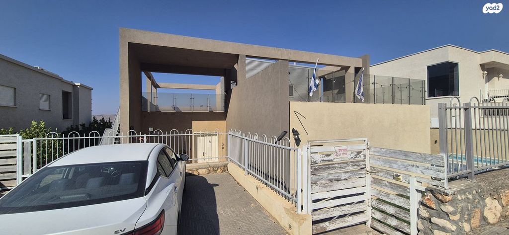 בית פרטי/ קוטג', חניון בית אלפא 1, חפצי בה, חפצי בה