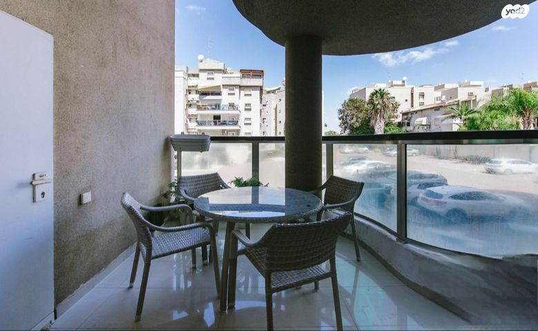 דירה, יהושע רבינוביץ 55, בן גוריון, חולון