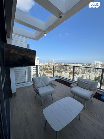 דירה, מלחמת ששת הימים 6, מרכז העיר, חדרה