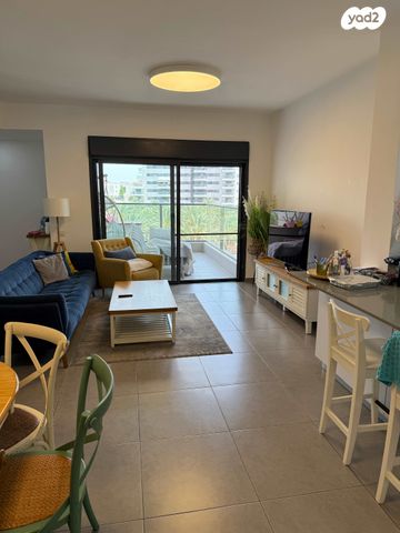 דירה, יגאל ידין 3, המגינים, מודיעין מכבים רעות