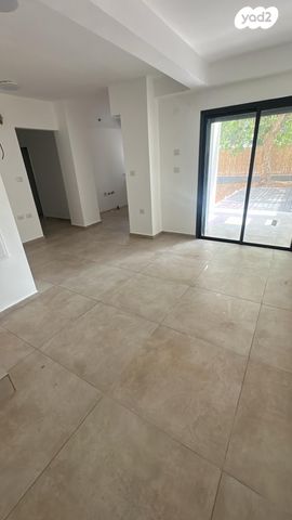 דירת גן, זרח ברנט 16, תקומה / קרית חזני, פתח תקווה