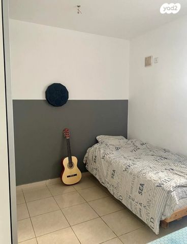 דירה, חזון אי"ש 131, גני מרום, רמת גן