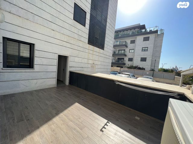 דירת גן, ש"י עגנון 8, פסגות אפק, ראש העין