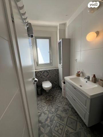 דירה, גינת אגוז 4, נווה גנים, פרדס חנה כרכור