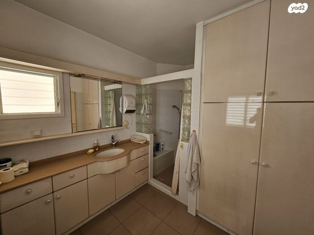 דירה, גלוסקין 33, ראשונים, ראשון לציון