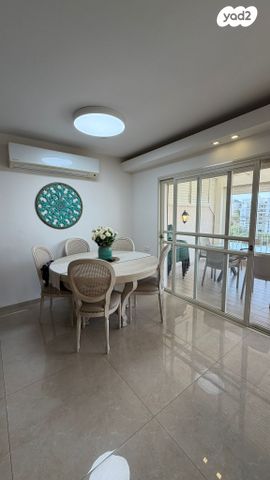 גג/ פנטהאוז, בת חן 58, רמת חן, חיפה