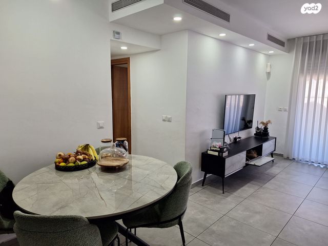 דירה, נחל ירקון 22, כרמי גת, קרית גת