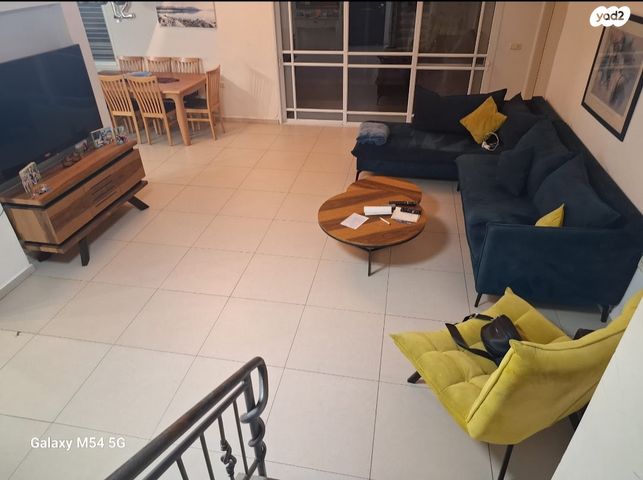 בית פרטי/ קוטג', חרמון 39, גבעת טל, ראש העין