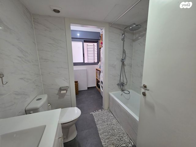 דירה, דרך היער 1, שער הגיא מערב, יקנעם עילית