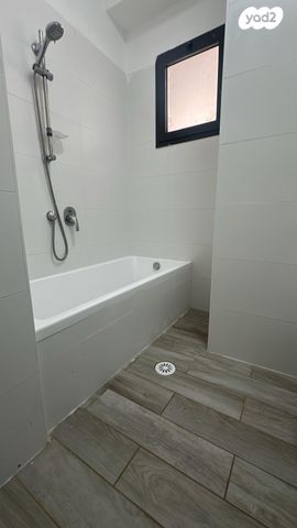 דירת גן, זרח ברנט 16, תקומה / קרית חזני, פתח תקווה