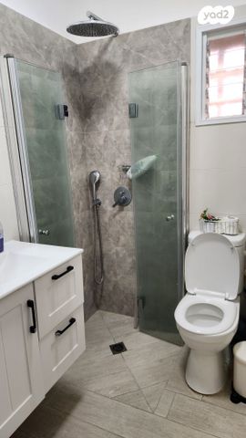 דירה, עזרא 13, ג' / מרכז מזרח העיר, רחובות