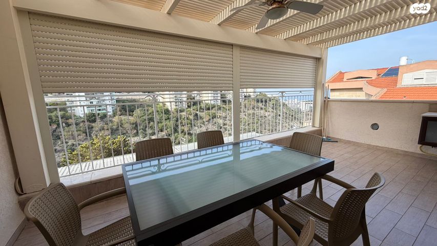 גג/ פנטהאוז, בת חן 58, רמת חן, חיפה