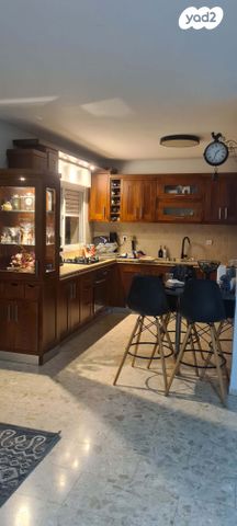 גג/ פנטהאוז, אתא 1, בית וגן, קרית אתא