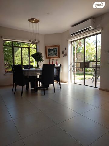 בית פרטי/ קוטג', תלתן 42, נאות בגין, לב יבנה, יבנה