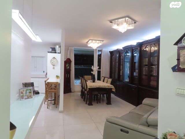 דירה, ד"ר נתן בירנבוים 5, נווה אחיעזר א', בני ברק