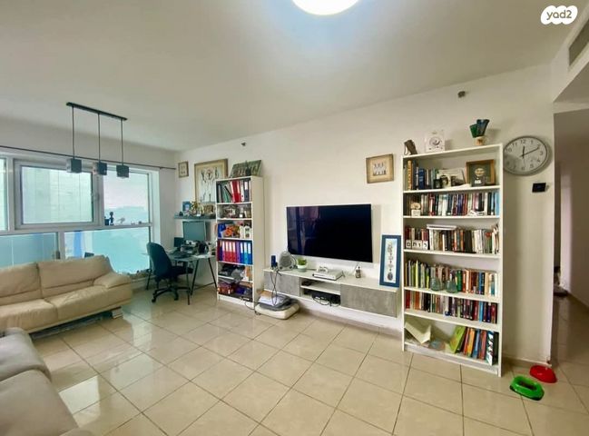 דירה, חזון אי"ש 131, גני מרום, רמת גן