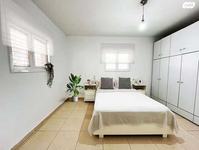 דירת גן, החרמש 6, קרית שלום, תל אביב יפו