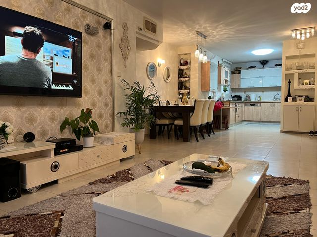 דירה, שמריהו לוין 2, רסקו ב', חולון