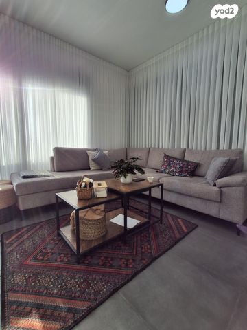 דרך השלום 16