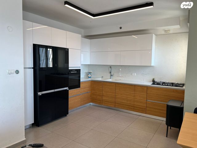 דירה, גינת אגוז 4, נווה גנים, פרדס חנה כרכור