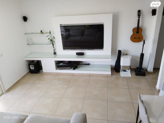 דירה, גולן 17, גבעת אלונים, יקנעם עילית