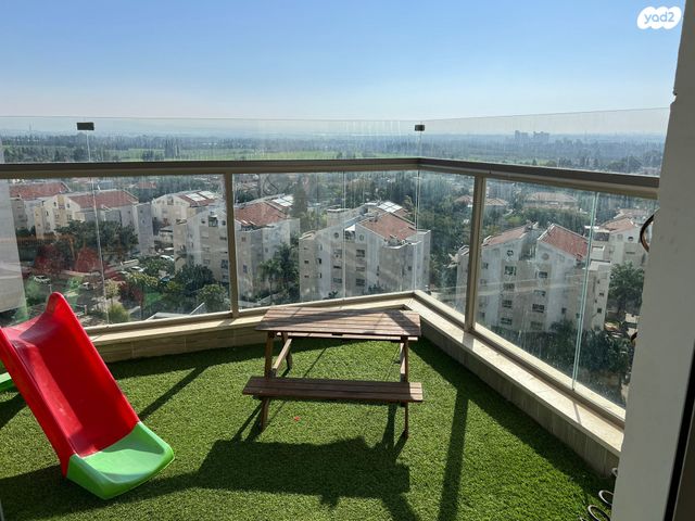 דירה, גינת אגוז 4, נווה גנים, פרדס חנה כרכור