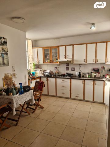 דירה, אריה בן אליעזר 56, נווה יהושע, ערמונים, רמת גן