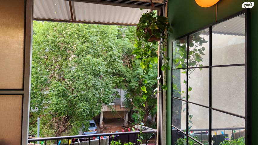 דירה, עזרא 13, ג' / מרכז מזרח העיר, רחובות