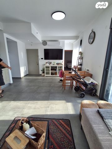 דירה, דרך השלום 16, שמעון פרס/ האצטדיון, נהריה