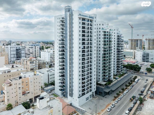 דירה, מלחמת ששת הימים 6, מרכז העיר, חדרה