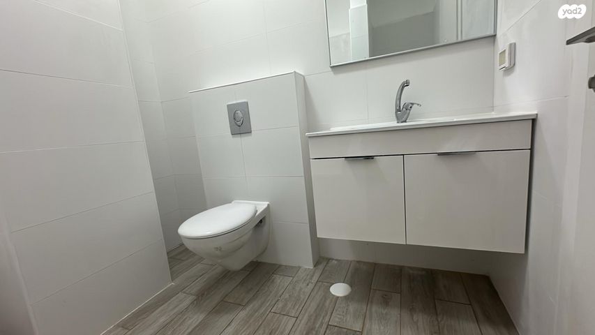 דירת גן, זרח ברנט 16, תקומה / קרית חזני, פתח תקווה