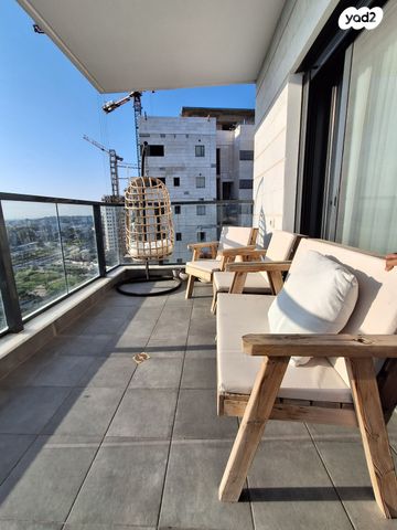 דירה, דרך השלום 16, שמעון פרס/ האצטדיון, נהריה