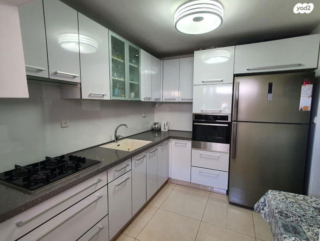 דירה, חיים משה שפירא 1, רובע ד', אשדוד