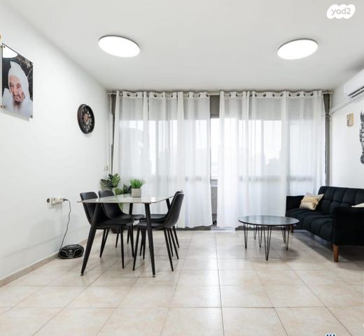 דירה, הציונות 15, רובע הקריה, הסיטי, אשדוד