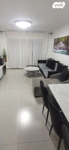 דירת גן, הנהרונית 1, בית אליעזר, חדרה