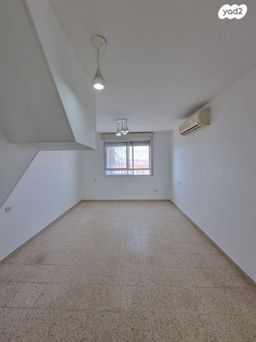 גג/ פנטהאוז, משה גבירצמן 8, פסגת זאב, ירושלים