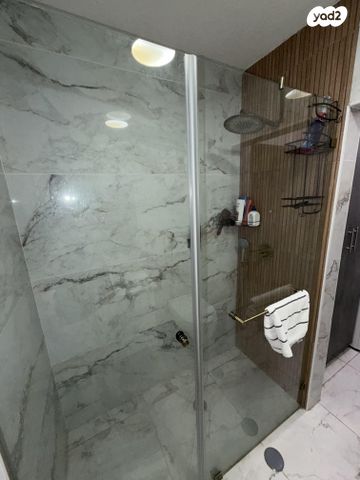 דירת גן, בר ניסן 32, נווה זאב, נאות אילן, באר שבע