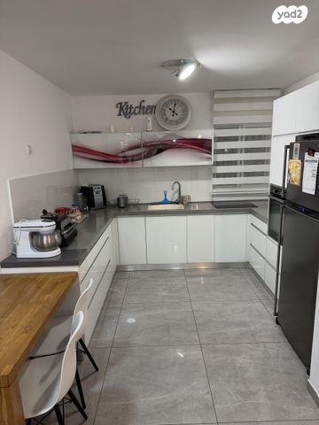 דירת גן, בר ניסן 32, נווה זאב, נאות אילן, באר שבע