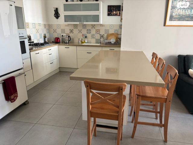 דירה, חנקין 11, מגדיאל, הוד השרון