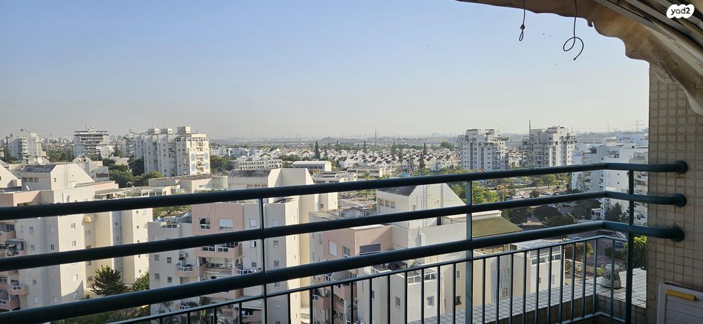 דירה, התזמורת 34, נאות אשלים, ראשון לציון