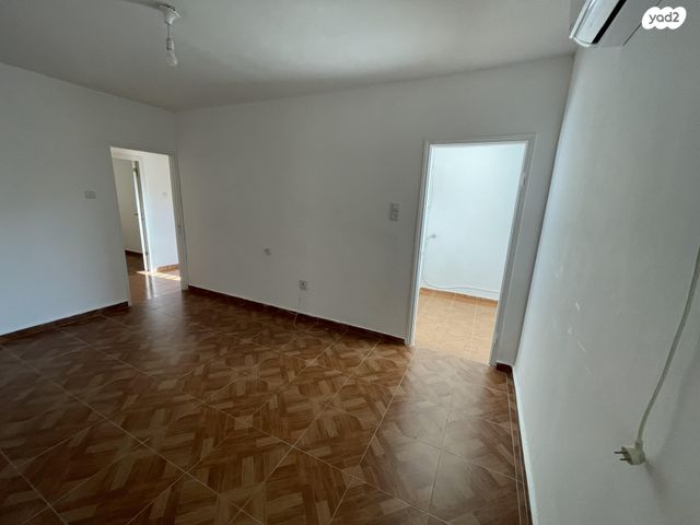 דירה, אפרים צור 53, שקמים ואגמים, אשקלון