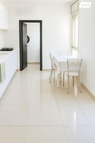 דירה, אחיה השילוני 16, רמת אבי עזרי / רמת בית שמש ג-1, בית שמש