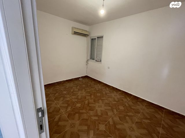 דירה, אפרים צור 53, שקמים ואגמים, אשקלון