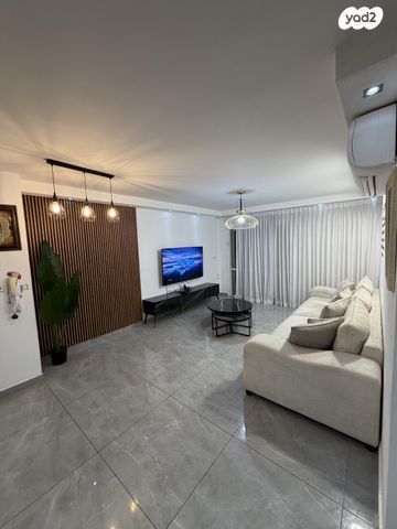 דירת גן, בר ניסן 32, נווה זאב, נאות אילן, באר שבע