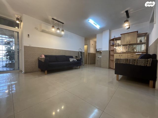 דירה, אביר יעקב 30, נווה יעקב, ירושלים